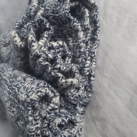 Chaps Black and White Knit Crew Neck Sweater - Picture 4 of 8